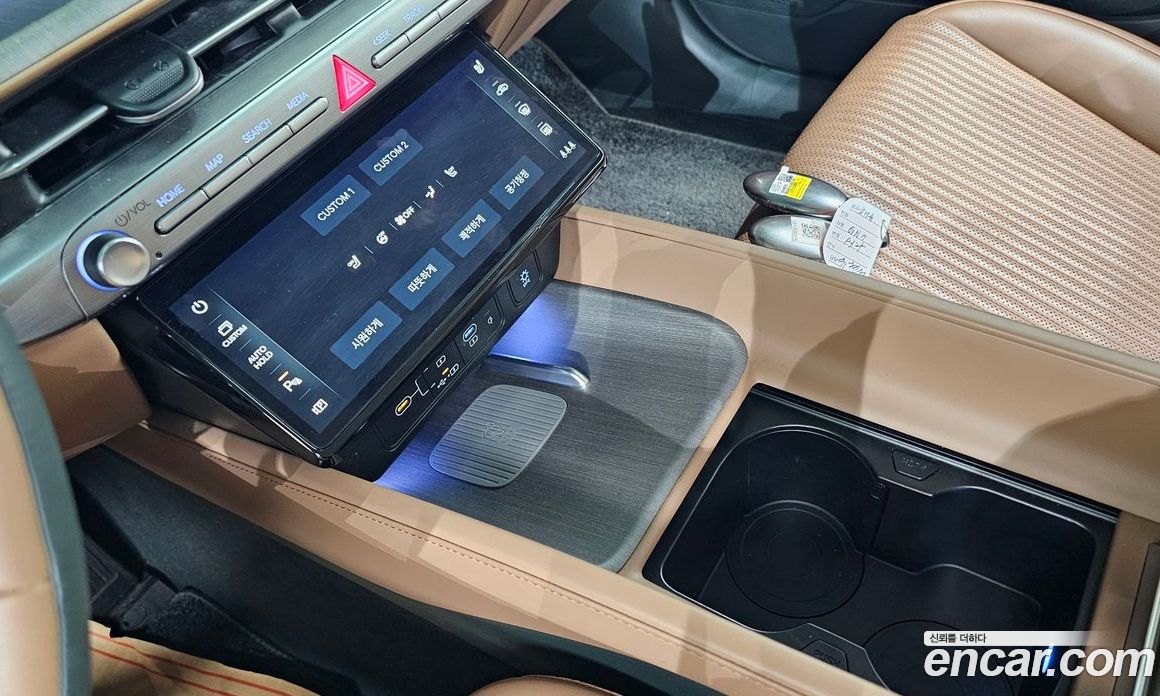 Hyundai Grandeur (GN7) фото 9
