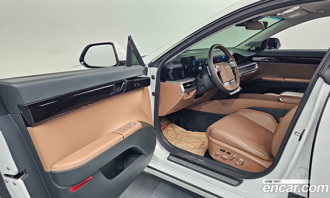 Hyundai Grandeur (GN7) фото 10