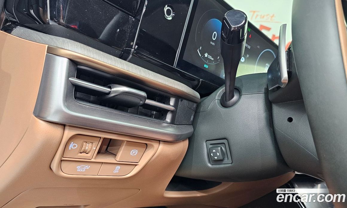 Hyundai Grandeur (GN7) фото 27