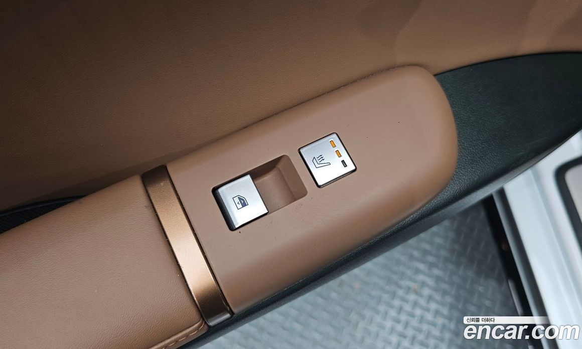 Hyundai Grandeur (GN7) фото 28