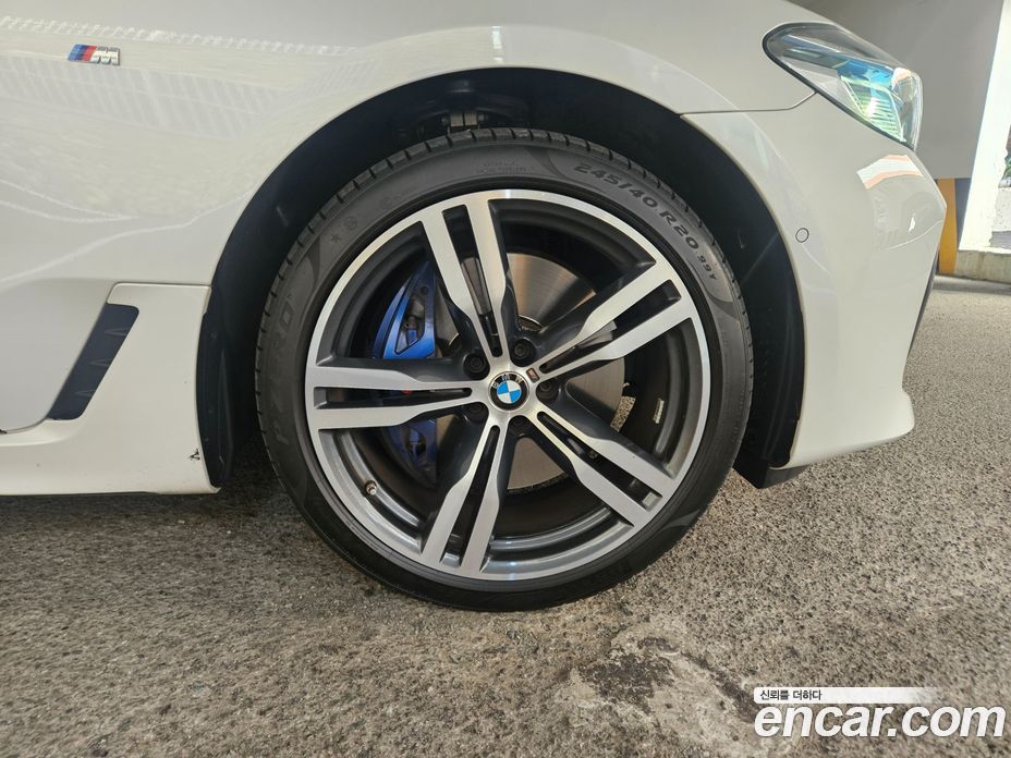 BMW 6-Series GT (G32) фото 13