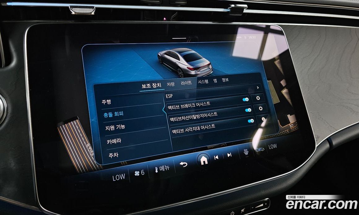 Mercedes-Benz E-Class W214 фото 29
