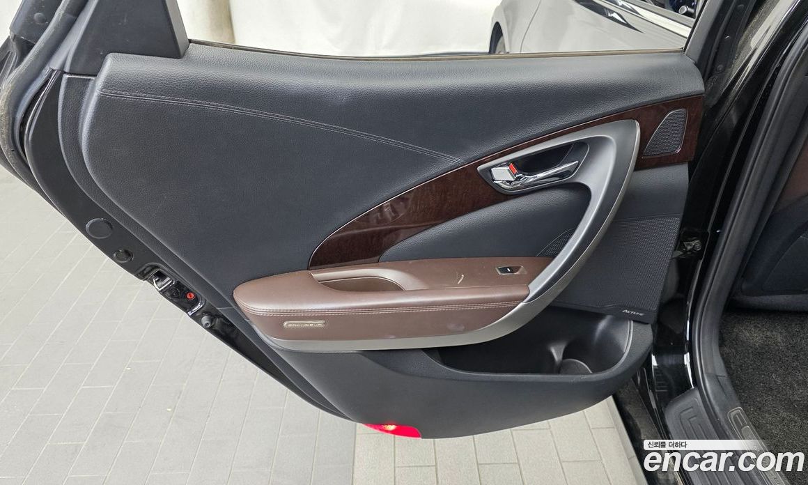 Hyundai Grandeur (HG) фото 25
