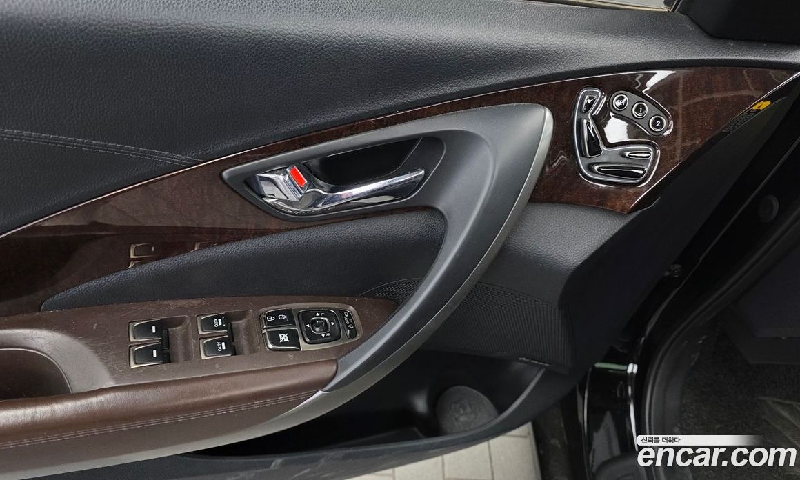 Hyundai Grandeur (HG) фото 27