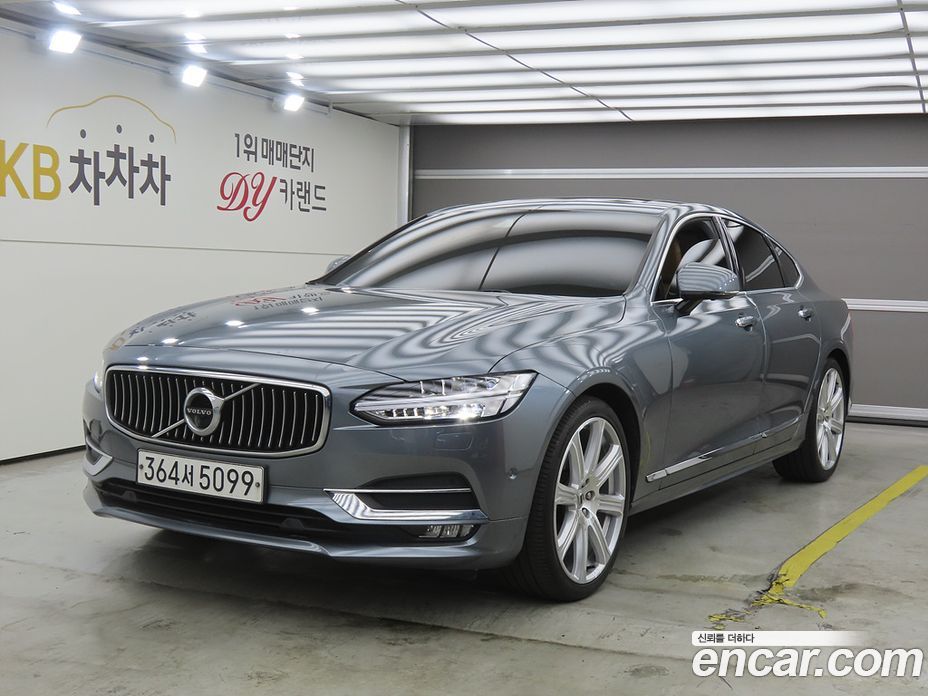 Volvo S90