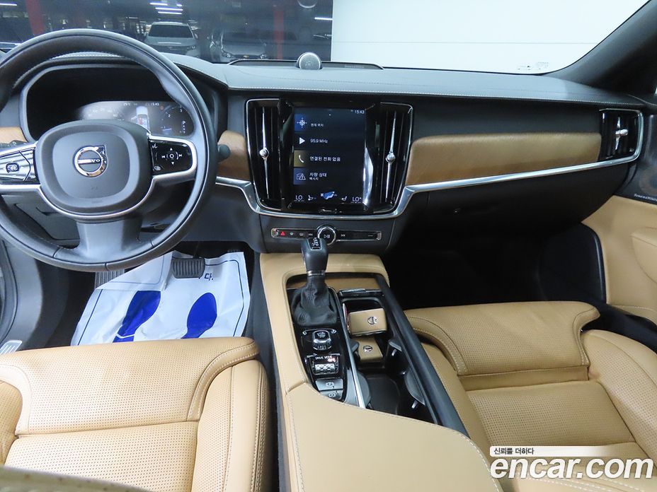 Volvo S90 фото 7