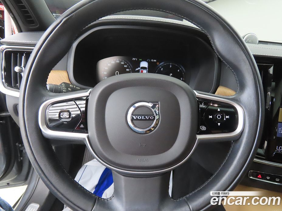 Volvo S90 фото 8