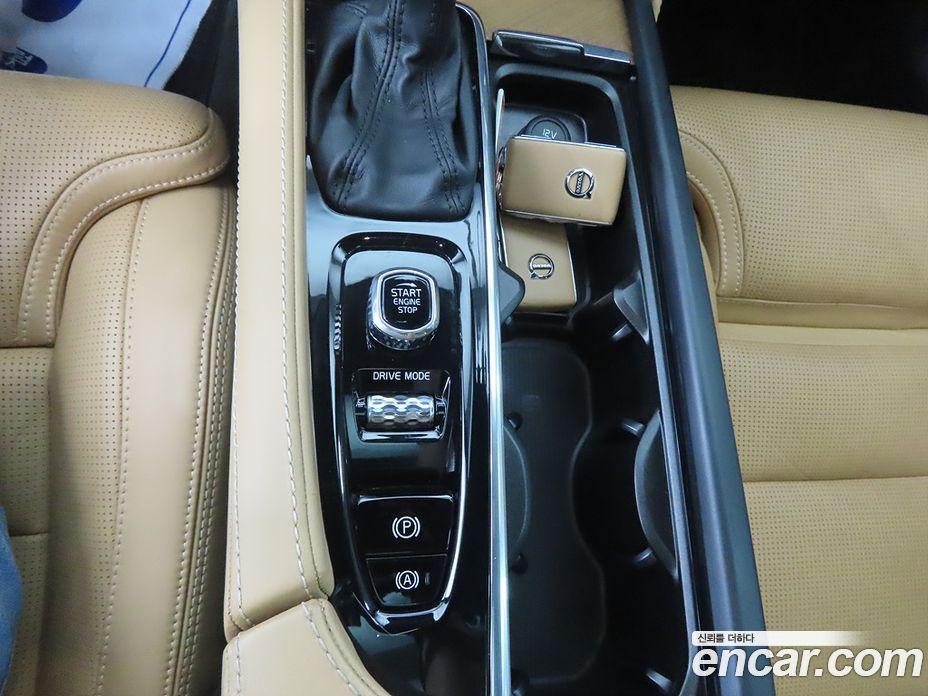 Volvo S90 фото 15