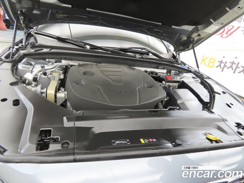 Volvo S90 фото 19