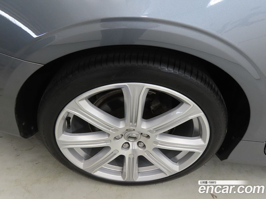 Volvo S90 фото 20