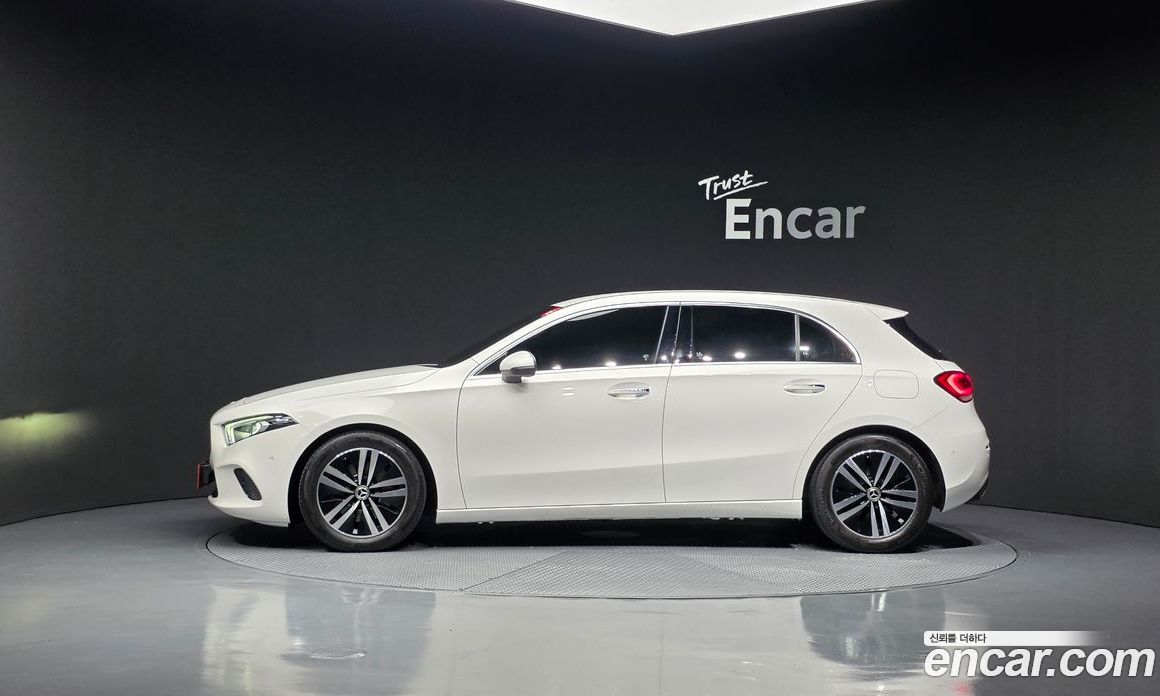 Mercedes-Benz A-Class W177 фото 4