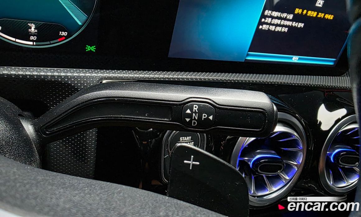 Mercedes-Benz A-Class W177 фото 25