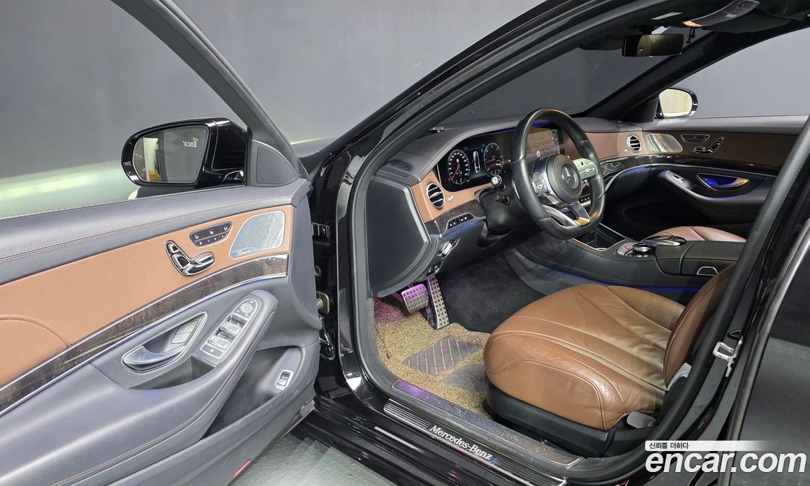 Mercedes-Benz S-Class W222 фото 10