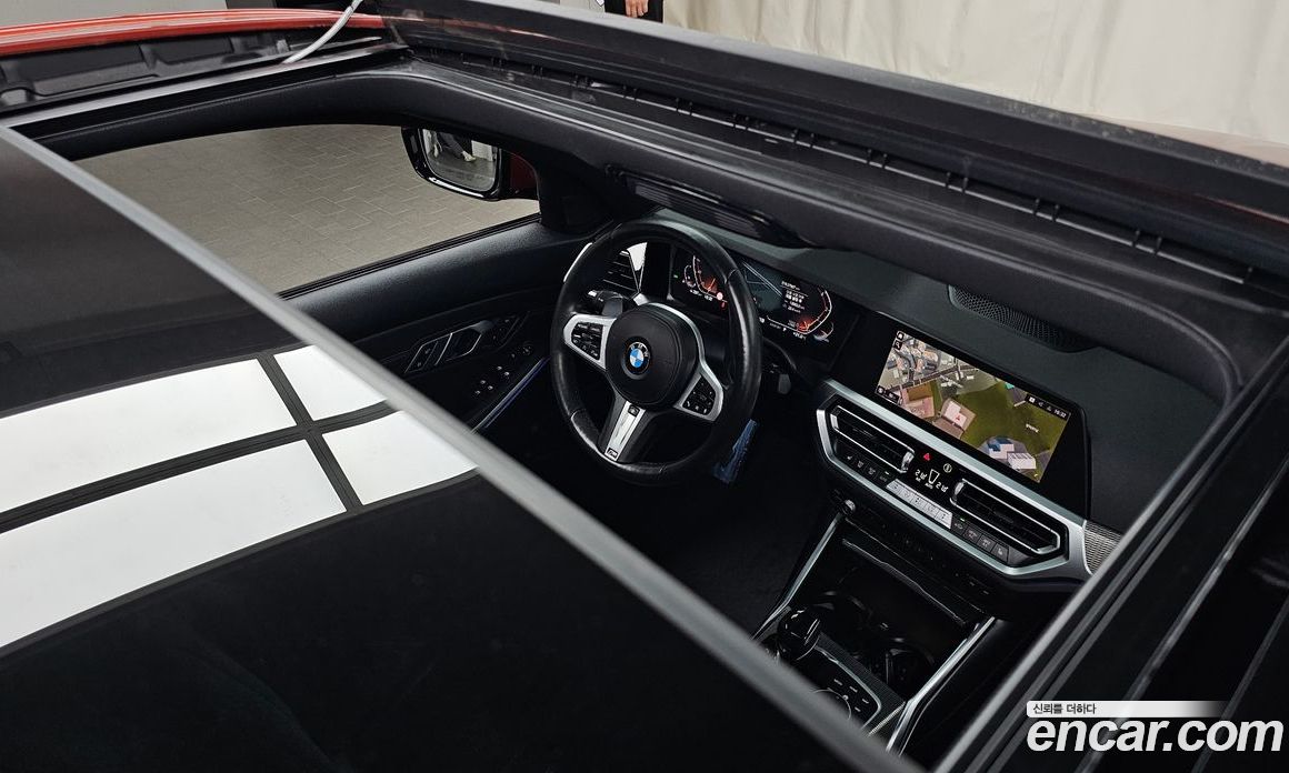 BMW 3-Series (G20) фото 18