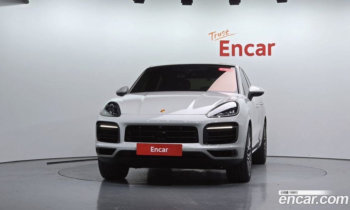 Porsche Cayenne 3rd Gen фото 2