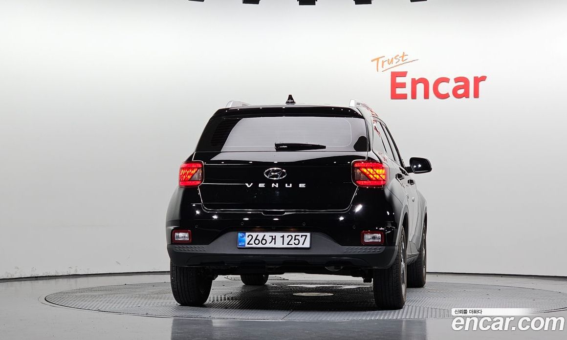 Hyundai Venue фото 4