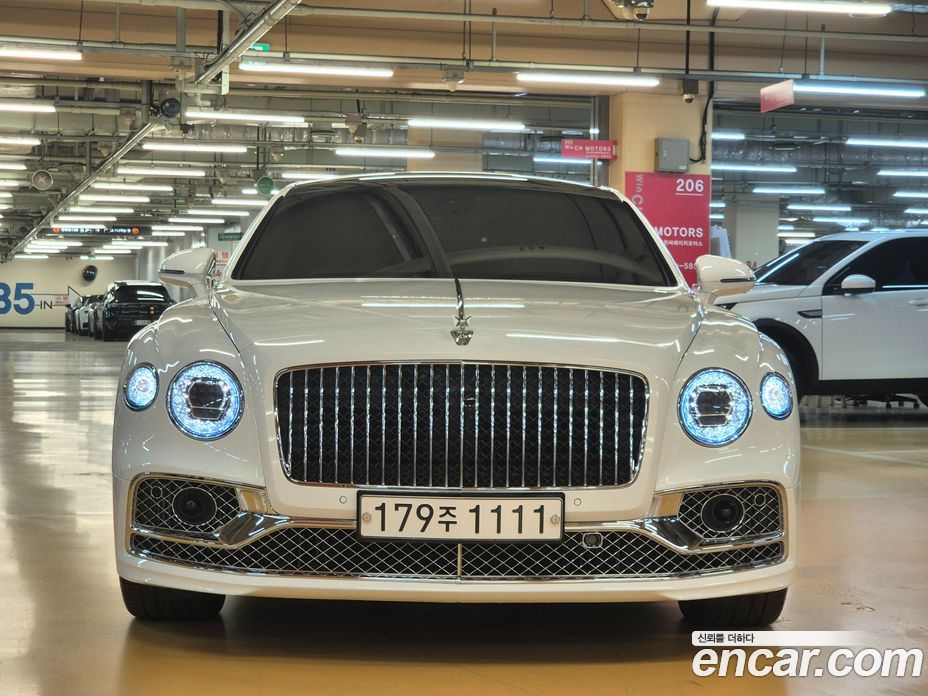 Bentley Flying Spur 3rd Gen фото 2