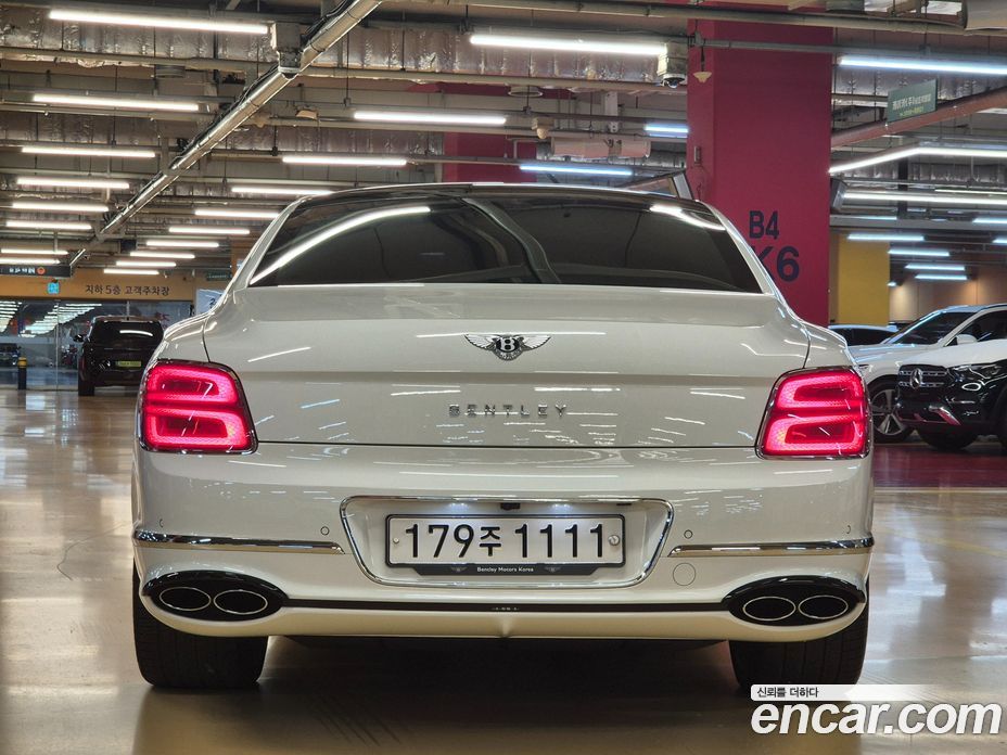 Bentley Flying Spur 3rd Gen фото 5