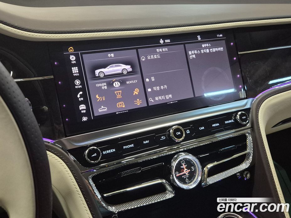 Bentley Flying Spur 3rd Gen фото 10