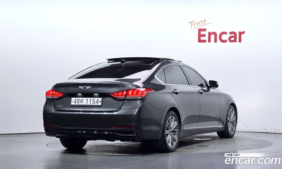 Genesis G80 з Кореї