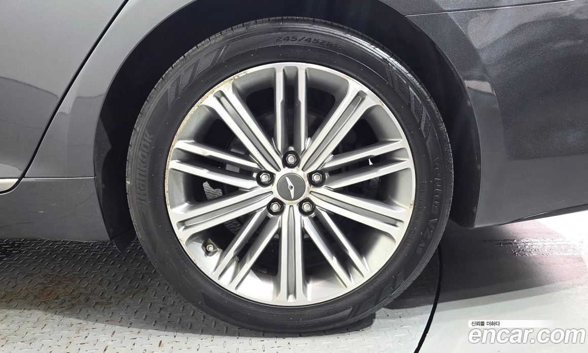 Genesis G80 фото 21