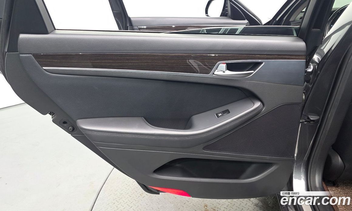 Genesis G80 фото 25