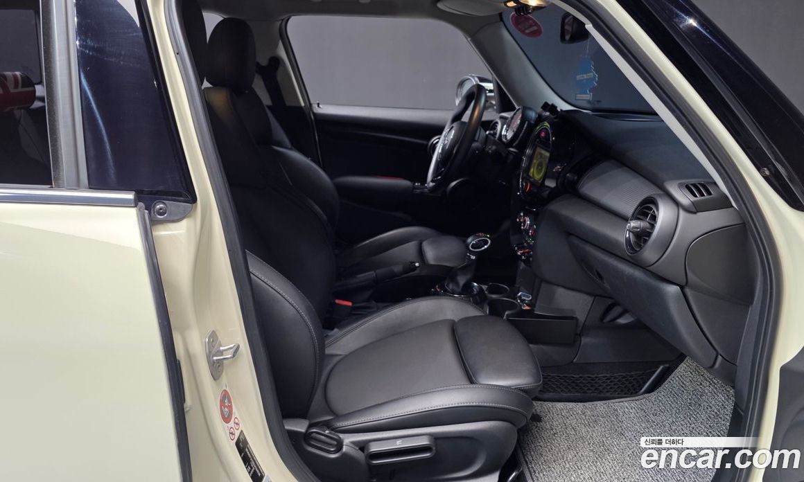 Mini Cooper D фото 11