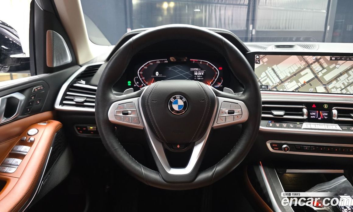 BMW X7 (G07) фото 13