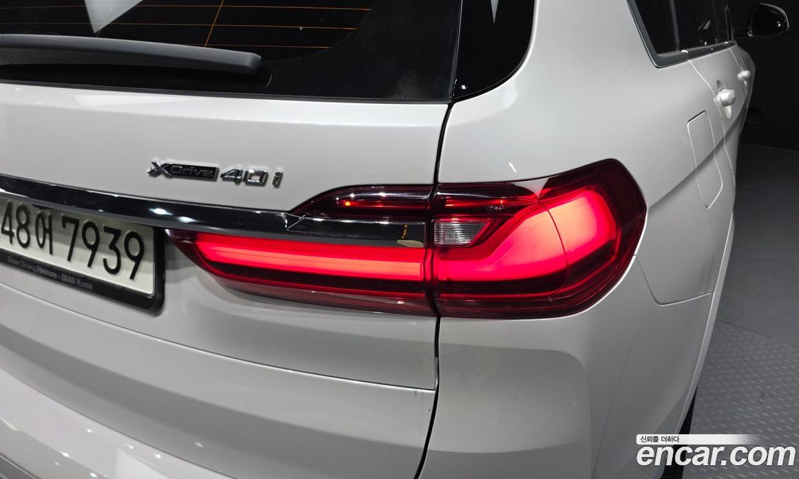BMW X7 (G07) фото 23