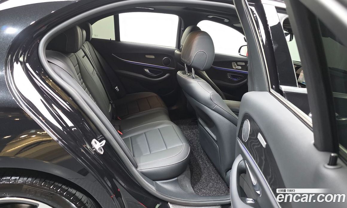 Mercedes-Benz E-Class W213 фото 12