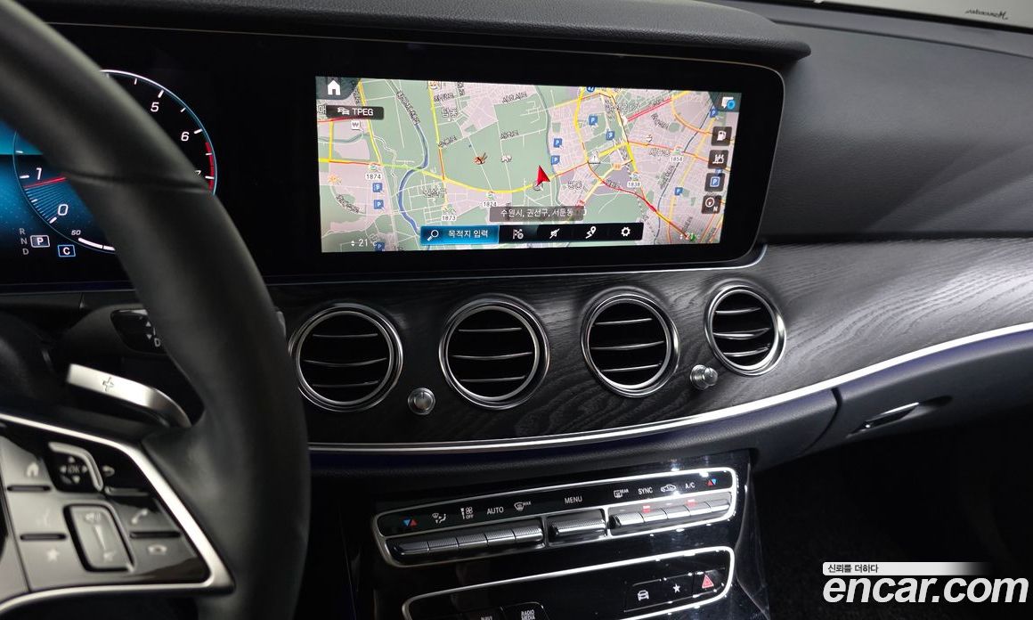 Mercedes-Benz E-Class W213 фото 14