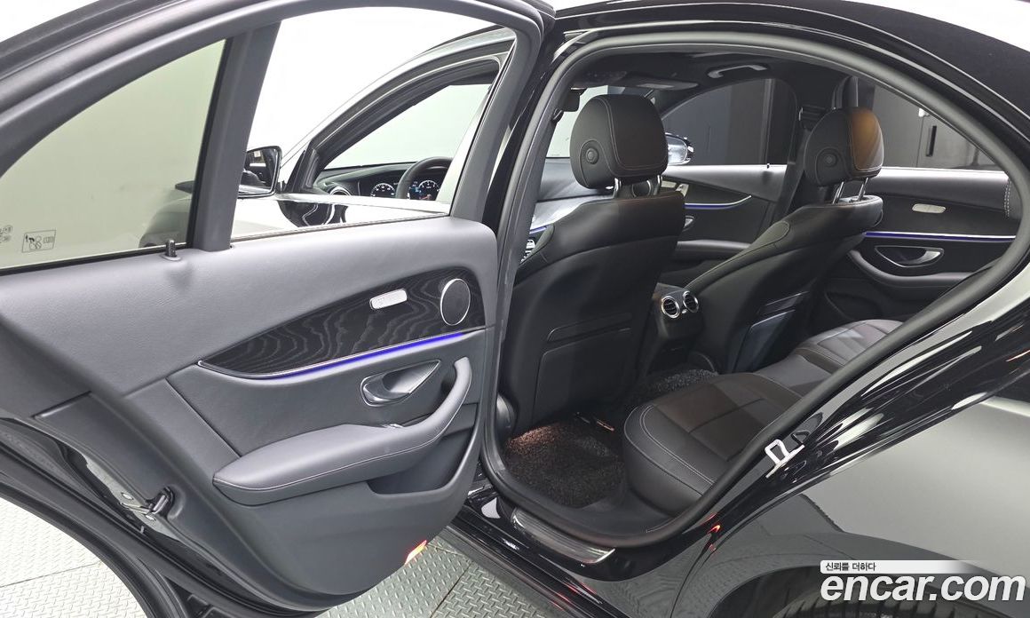Mercedes-Benz E-Class W213 фото 26