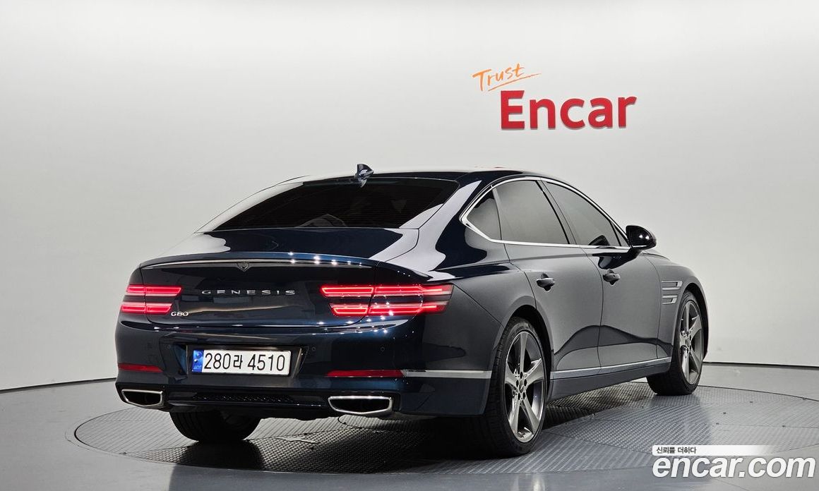 Genesis G80 (RG3) фото 2