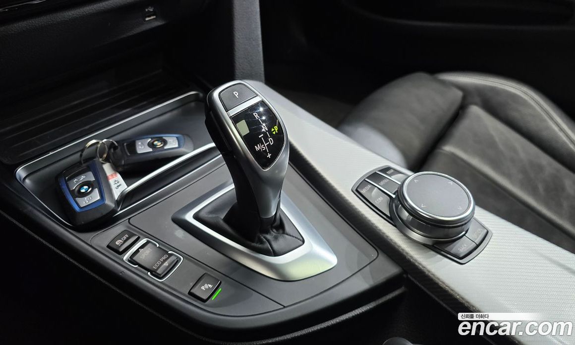 BMW 4-Series (F32) фото 9