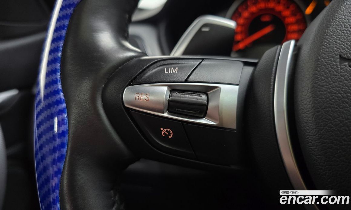 BMW 4-Series (F32) фото 15