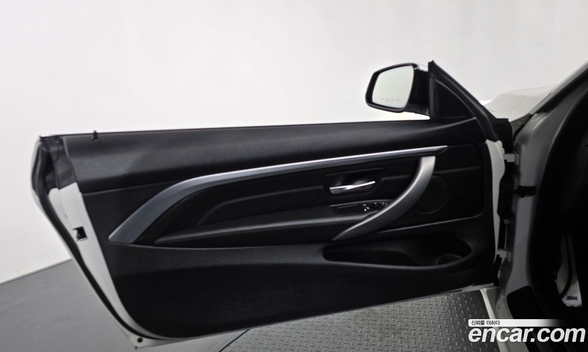 BMW 4-Series (F32) фото 24