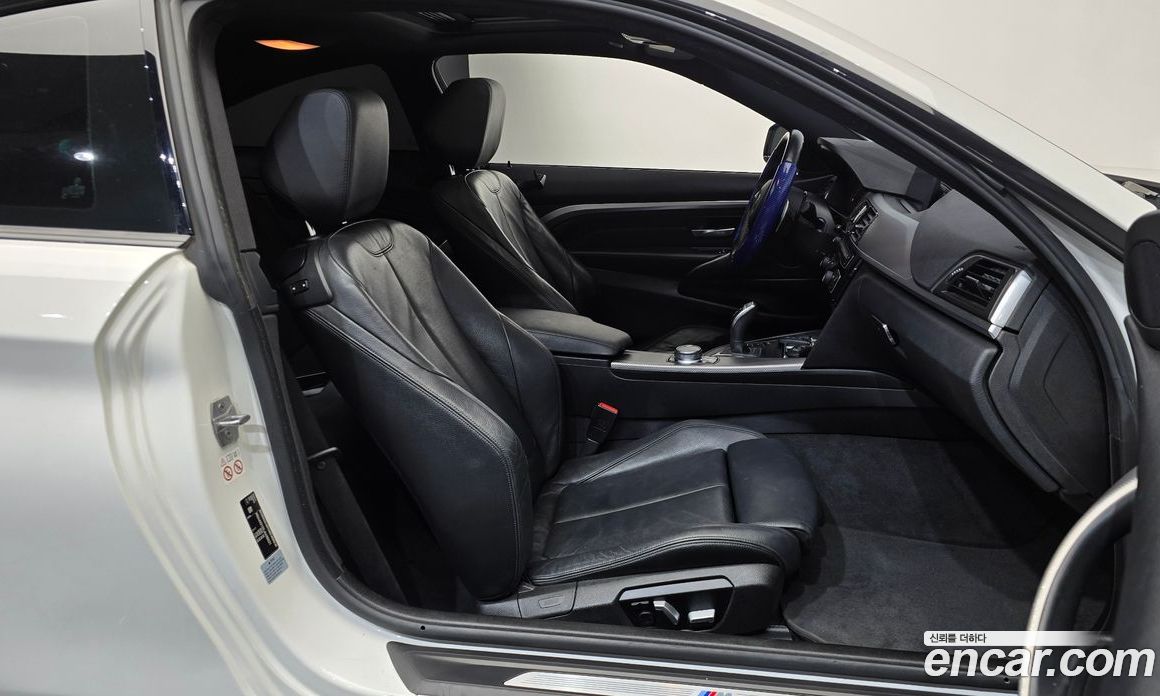 BMW 4-Series (F32) фото 26