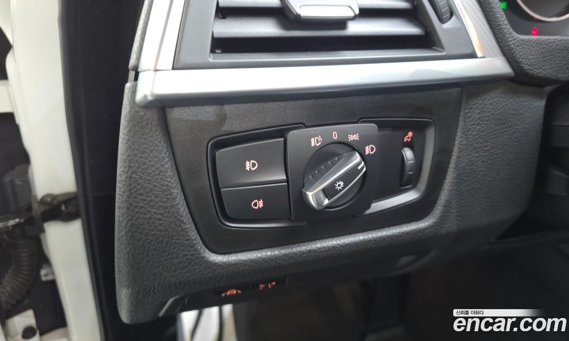 BMW 4-Series (F32) фото 28