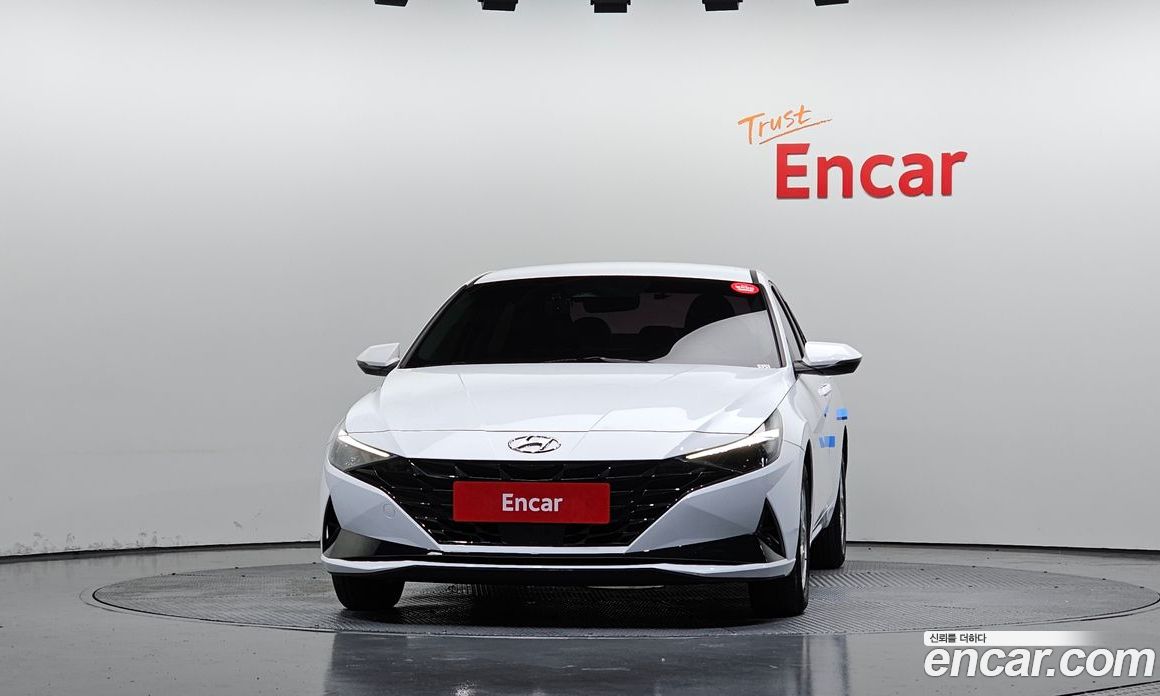 Hyundai Avante (CN7) фото 3