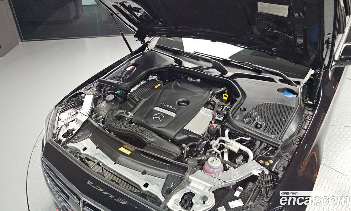 Mercedes-Benz E-Class W213 фото 6