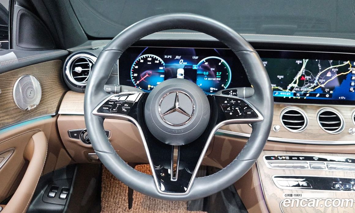 Mercedes-Benz E-Class W213 фото 13