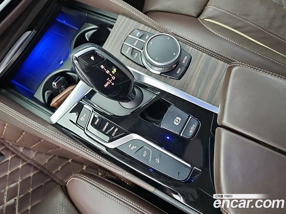 BMW 6-Series GT (G32) фото 8