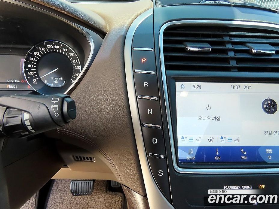 Lincoln MKX 2nd Gen фото 10