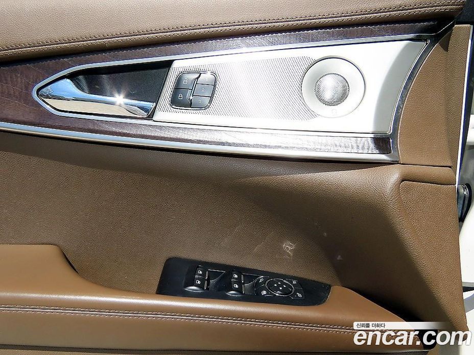 Lincoln MKX 2nd Gen фото 11