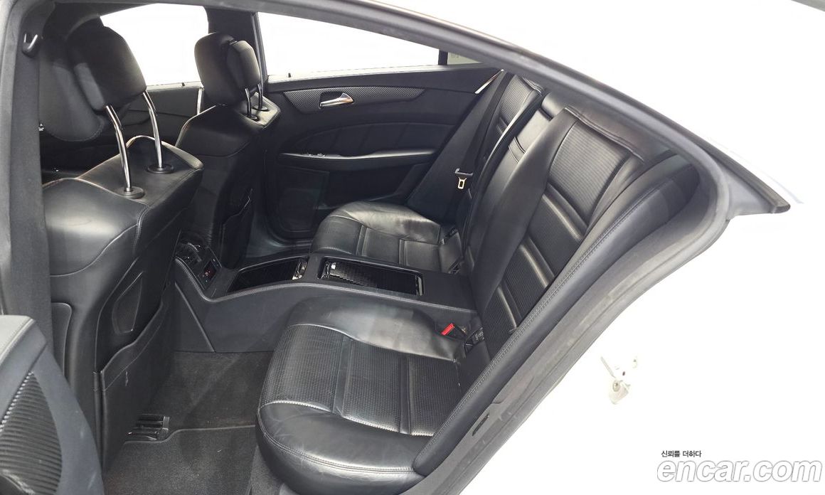 Mercedes-Benz CLS-Class W218 фото 12