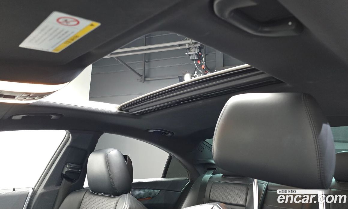 Mercedes-Benz CLS-Class W218 фото 16