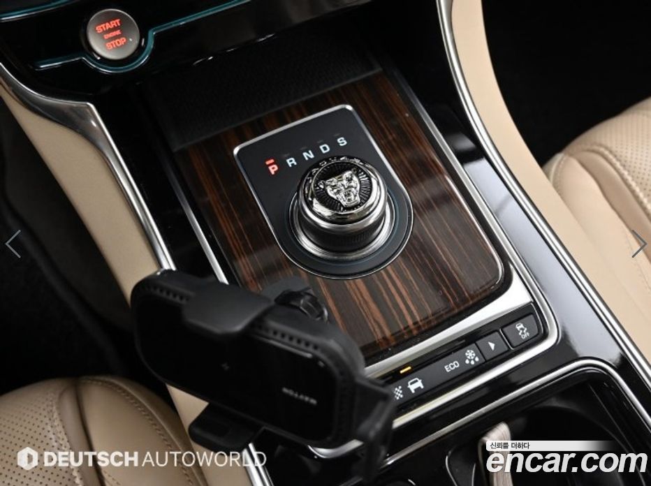 Jaguar XF (X260) фото 9