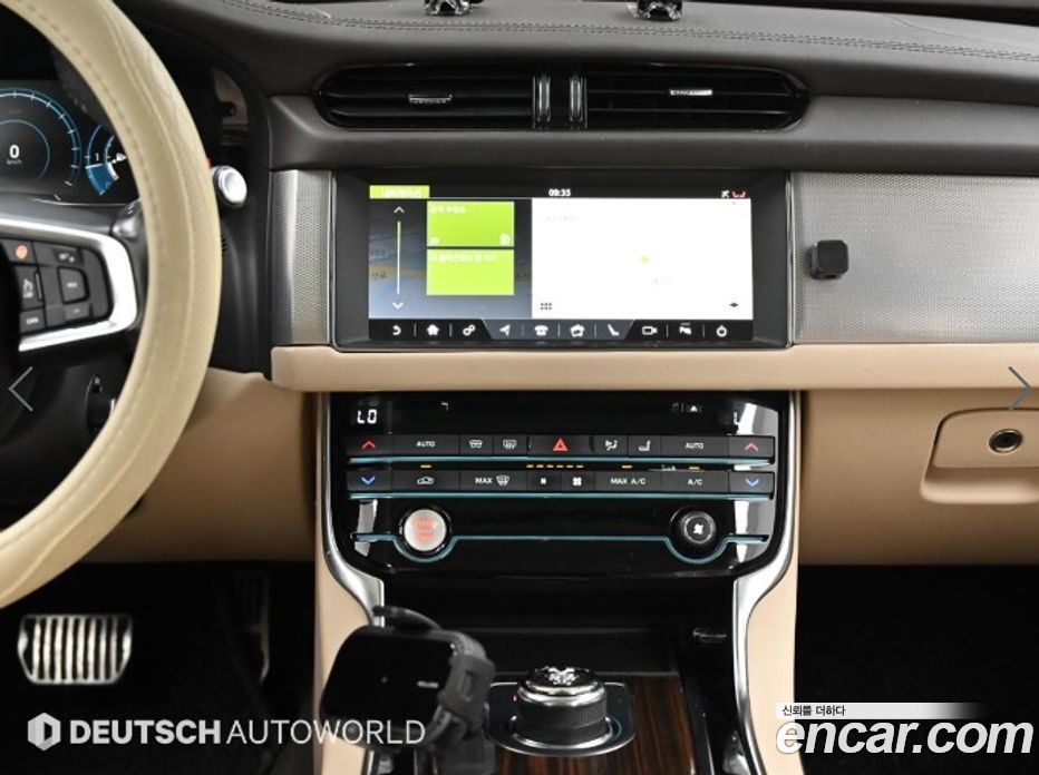 Jaguar XF (X260) фото 14