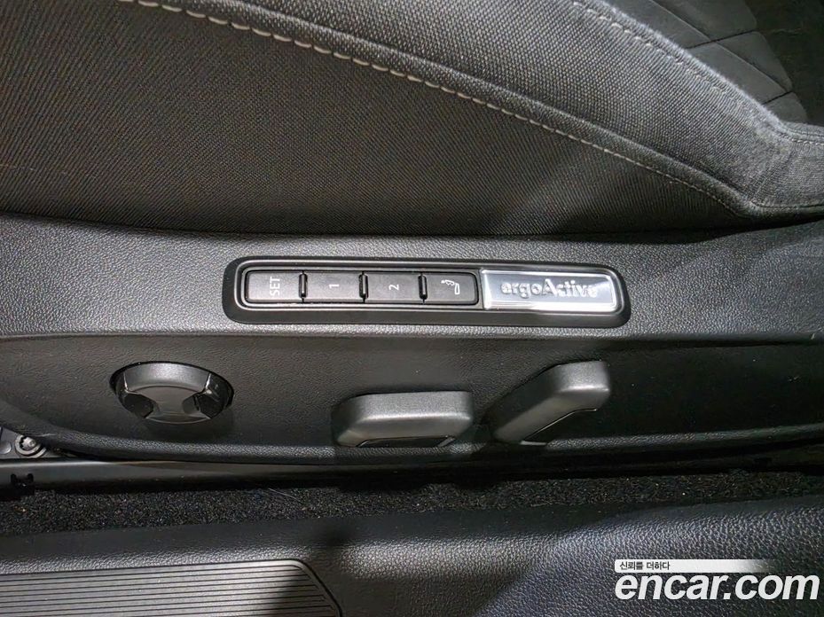 Volkswagen Golf 8th Gen фото 18