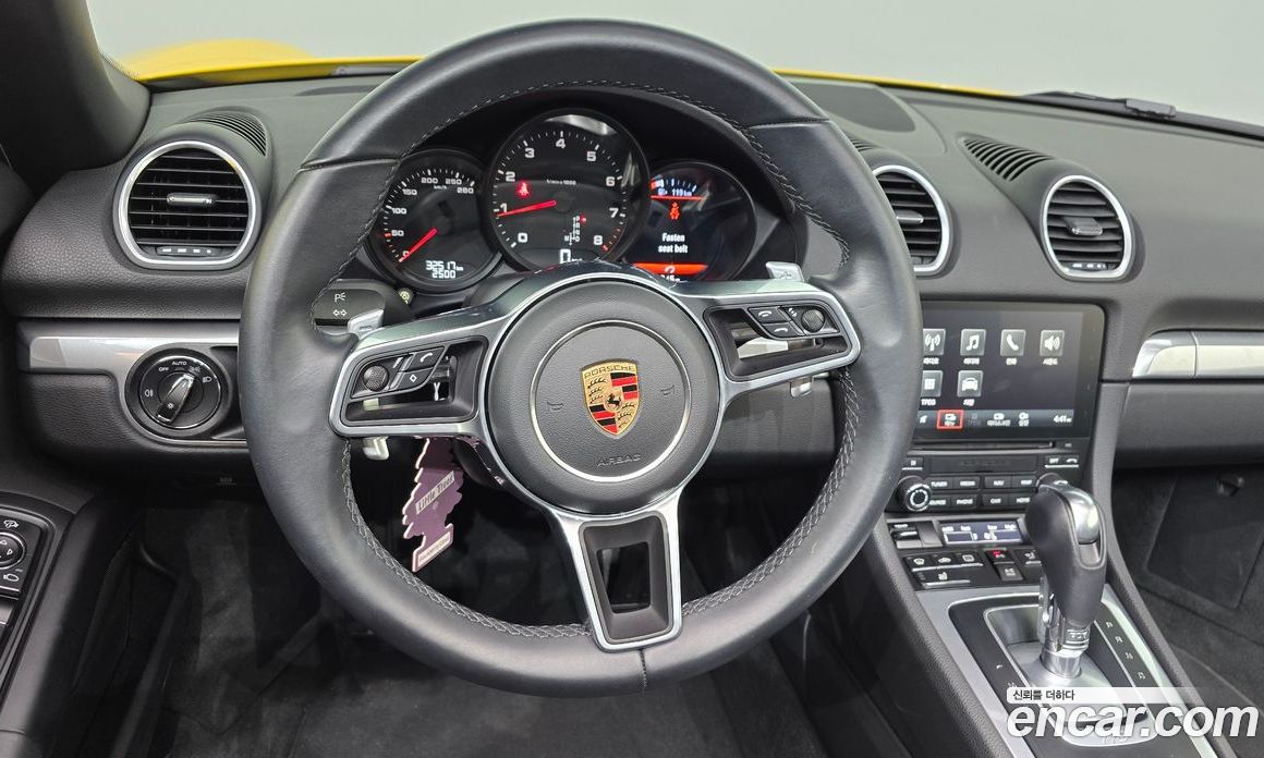 Porsche 718 Boxster фото 12